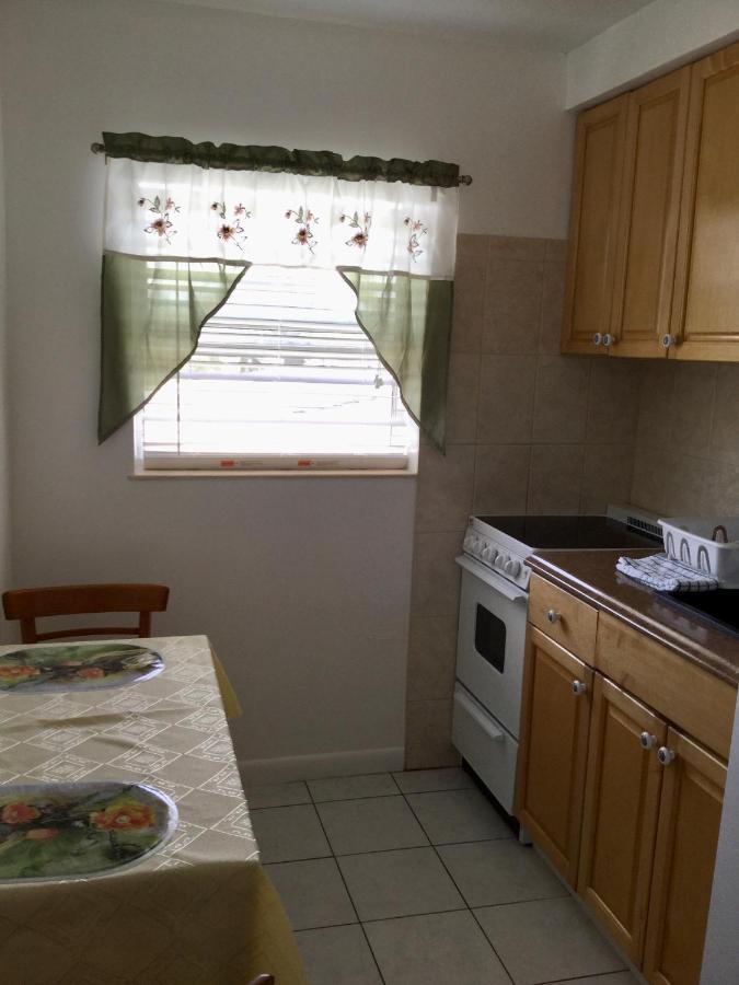 Breakaway Inn Guest House Lauderdale-by-the-Sea Dış mekan fotoğraf